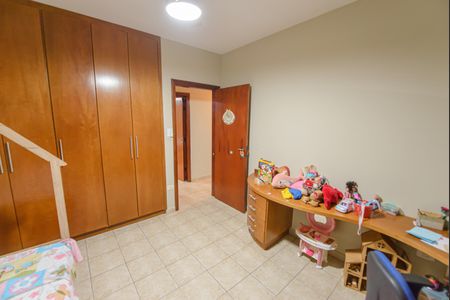 Casa de condomínio para alugar com 180m², 3 quartos e 4 vagas Casa de condomínio para alugar com 180m², 3 quartos e 4 vagasQuarto 2