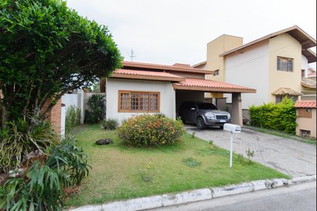 Casa de condomínio para alugar com 180m², 3 quartos e 4 vagas Casa de condomínio para alugar com 180m², 3 quartos e 4 vagasFachada da Casa