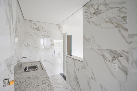 Apartamento à venda com 55m², 2 quartos e 1 vagaCozinha e Área de Serviço