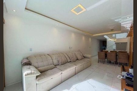 Casa à venda com 3 quartos, 180m² em Vila Roque, São Paulo