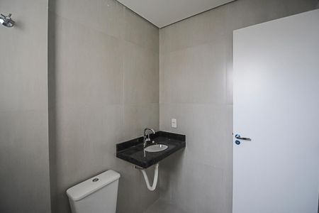 Apartamento à venda com 64m², 2 quartos e 2 vagasBanheiro da Suíte