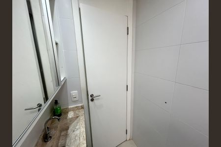 Apartamento à venda com 45m², 2 quartos e sem vagaBanheiro