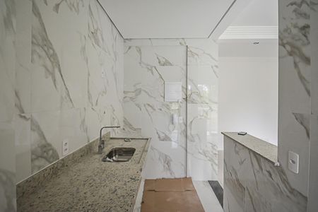 Apartamento à venda com 64m², 2 quartos e 2 vagasCozinha e Área de Serviço