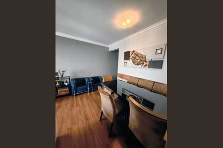 Apartamento à venda com 77m², 3 quartos e 2 vagas Apartamento à venda com 77m², 3 quartos e 2 vagasSala