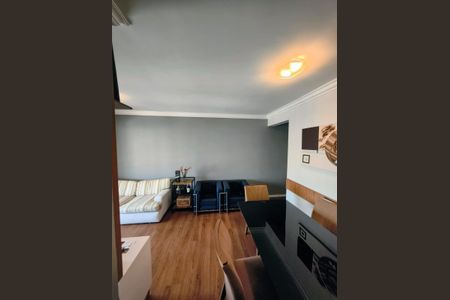 Sala de apartamento à venda com 3 quartos, 77m² em Vila Gumercindo, São Paulo