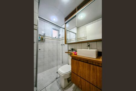 Apartamento à venda com 77m², 3 quartos e 2 vagas Apartamento à venda com 77m², 3 quartos e 2 vagasBanheiro
