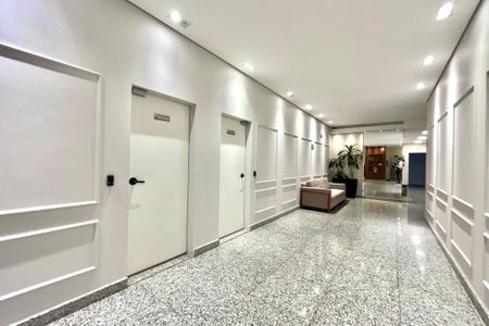 Apartamento à venda com 107m², 3 quartos e 2 vagasHall social