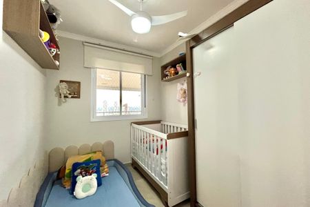 Apartamento à venda com 107m², 3 quartos e 2 vagasQuarto 