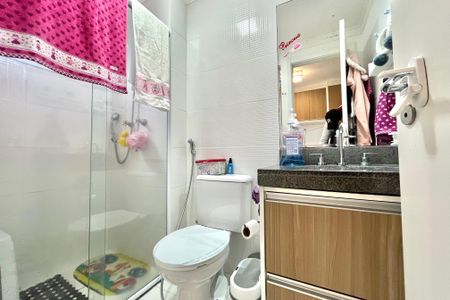 Apartamento à venda com 107m², 3 quartos e 2 vagasBanheiro da Suíte 2