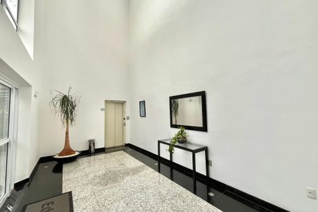 Apartamento à venda com 107m², 3 quartos e 2 vagasHall social