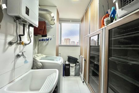 Apartamento à venda com 107m², 3 quartos e 2 vagasÁrea de Serviço