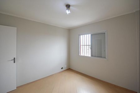 Apartamento à venda com 74m², 2 quartos e 1 vagaQuarto 2