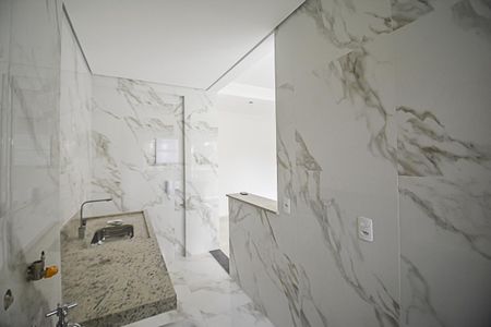 Apartamento à venda com 64m², 2 quartos e 2 vagasCozinha e Área de Serviço