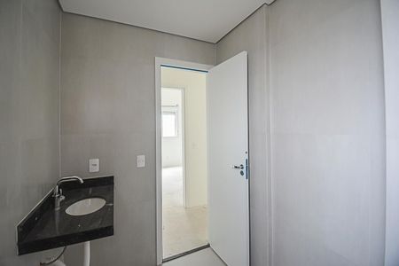 Apartamento à venda com 64m², 2 quartos e 2 vagasBanheiro Social