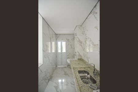 Apartamento à venda com 64m², 2 quartos e 2 vagasCozinha e Área de Serviço