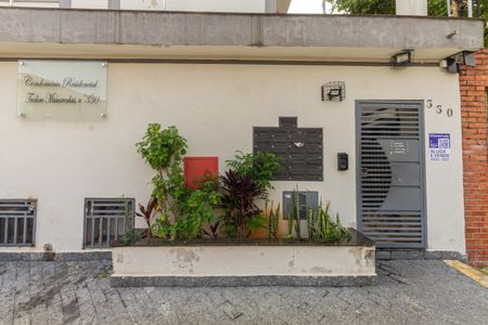 Casa de condomínio à venda com 52m², 2 quartos e sem vaga Casa de condomínio à venda com 52m², 2 quartos e sem vagaFachada