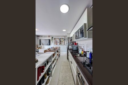 Apartamento à venda com 86m², 3 quartos e 2 vagasCozinha