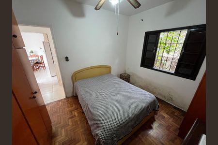 Casa à venda com 147m², 3 quartos e 6 vagasQuarto 2