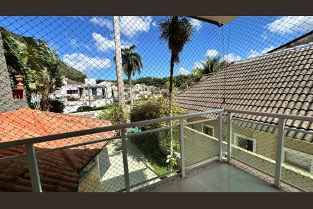 Casa de condomínio à venda com 160m², 3 quartos e 2 vagasVaranda da Suíte