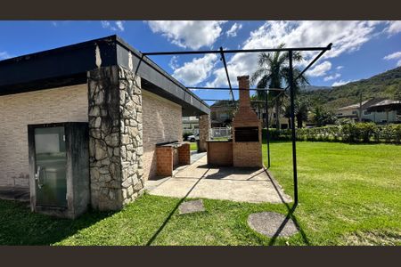 Casa de condomínio à venda com 160m², 3 quartos e 2 vagasÁrea comum - Churrasqueira