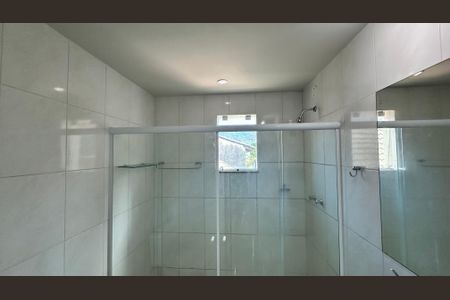 Casa de condomínio à venda com 160m², 3 quartos e 2 vagasBanheiro da Suíte