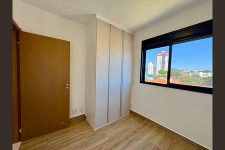 Apartamento à venda com 122m², 3 quartos e 2 vagasQuarto 2