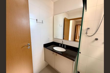 Apartamento à venda com 122m², 3 quartos e 2 vagasBanheiro da Suíte