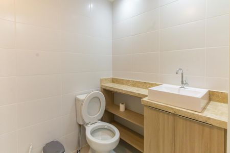 Banheiro de kitnet/studio à venda com 1 quarto, 24m² em Tatuapé, São Paulo