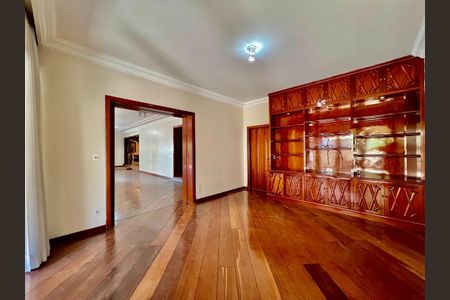 Apartamento à venda com 533m², 5 quartos e 5 vagasFoto 03