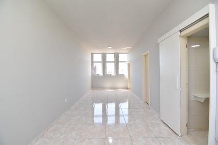 Sala de apartamento para alugar com 1 quarto, 55m² em Centro, Curitiba
