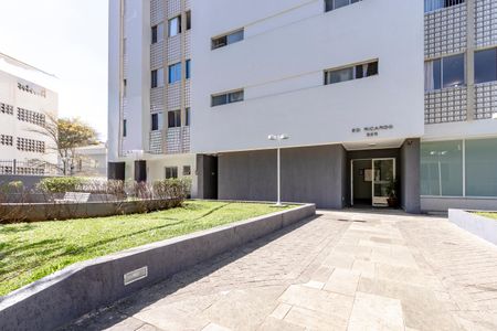Apartamento à venda com 74m², 2 quartos e 1 vagaEntrada