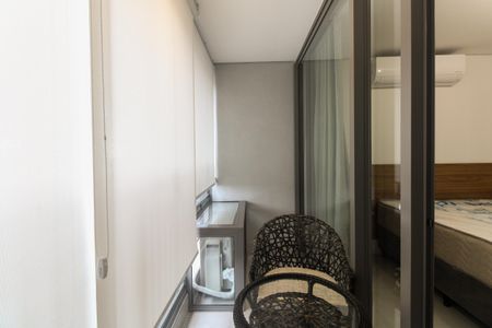 Studio para alugar com 31m², 1 quarto e 1 vaga Studio para alugar com 31m², 1 quarto e 1 vagaVaranda
