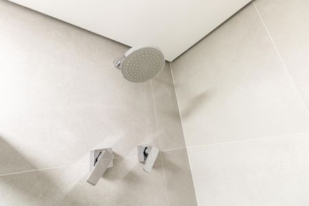 Studio para alugar com 31m², 1 quarto e 1 vaga Studio para alugar com 31m², 1 quarto e 1 vagaBanheiro Social