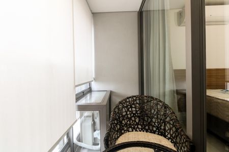 Studio para alugar com 31m², 1 quarto e 1 vaga Studio para alugar com 31m², 1 quarto e 1 vagaVaranda