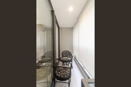 Studio para alugar com 31m², 1 quarto e 1 vaga Studio para alugar com 31m², 1 quarto e 1 vagaVaranda