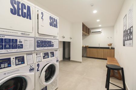 Studio para alugar com 31m², 1 quarto e 1 vaga Studio para alugar com 31m², 1 quarto e 1 vagaÁrea comum - Lavanderia