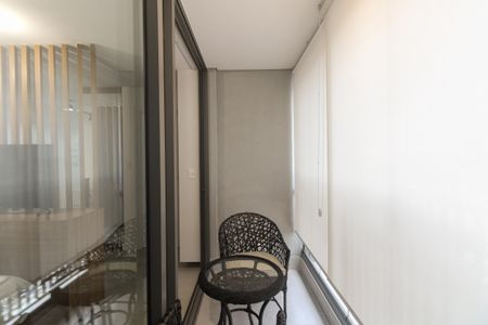 Studio para alugar com 31m², 1 quarto e 1 vaga Studio para alugar com 31m², 1 quarto e 1 vagaVaranda