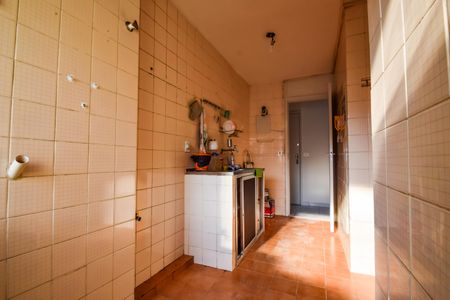 Apartamento à venda com 80m², 3 quartos e 1 vagaÁrea de Serviço