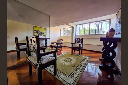 Apartamento à venda com 80m², 3 quartos e 1 vagaHall de entrada