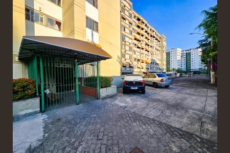 Apartamento à venda com 80m², 3 quartos e 1 vagaÁrea comum