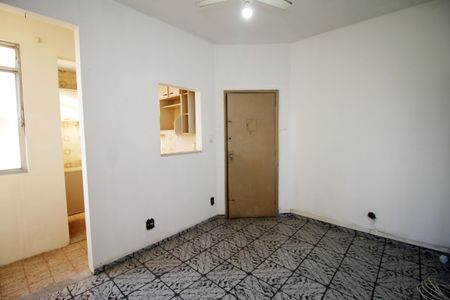 Sala de apartamento para alugar com 2 quartos, 47m² em Penha, Rio de Janeiro