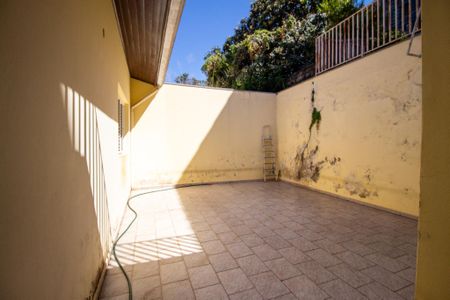 Casa para alugar com 250m², 4 quartos e 3 vagasQuintal