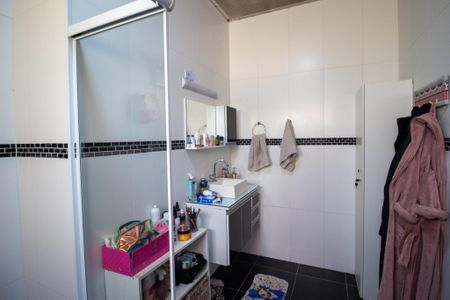 Casa para alugar com 250m², 4 quartos e 3 vagasBanheiro da Suíte