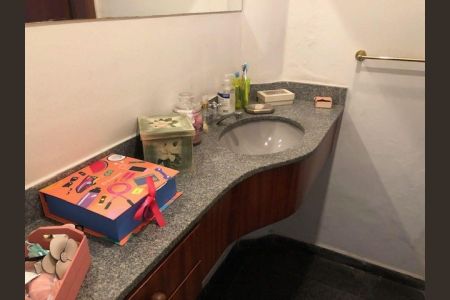 Casa à venda com 185m², 3 quartos e 2 vagas Casa à venda com 185m², 3 quartos e 2 vagasFoto 09