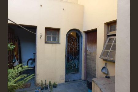Casa à venda com 185m², 3 quartos e 2 vagas Casa à venda com 185m², 3 quartos e 2 vagasFoto 08