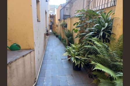 Casa à venda com 185m², 3 quartos e 2 vagas Casa à venda com 185m², 3 quartos e 2 vagasFoto 22