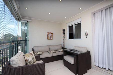 Apartamento à venda com 67m², 2 quartos e 1 vagaVaranda