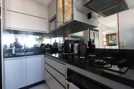 Apartamento à venda com 67m², 2 quartos e 1 vagaCozinha