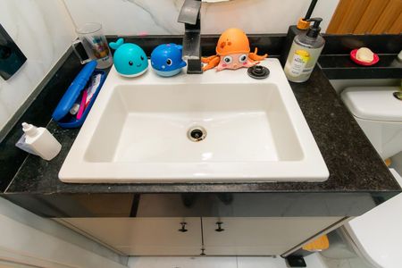 Apartamento à venda com 78m², 3 quartos e 1 vagaBanheiro 2