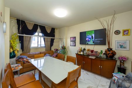 Sala de apartamento à venda com 3 quartos, 117m² em Santa Efigênia, Belo Horizonte